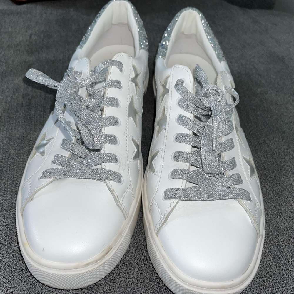 DOF Silver Stella Star Womens Sneakers | Sz 7.5 Designer